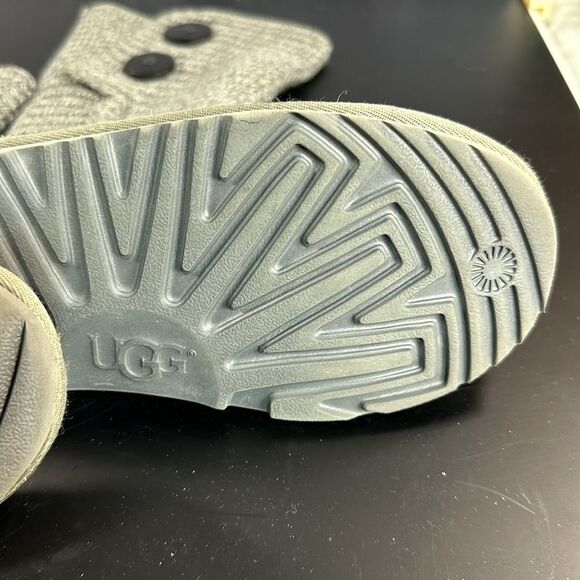 Women’s Ugg Boots size 4 / 36 - Picture 4 of 6